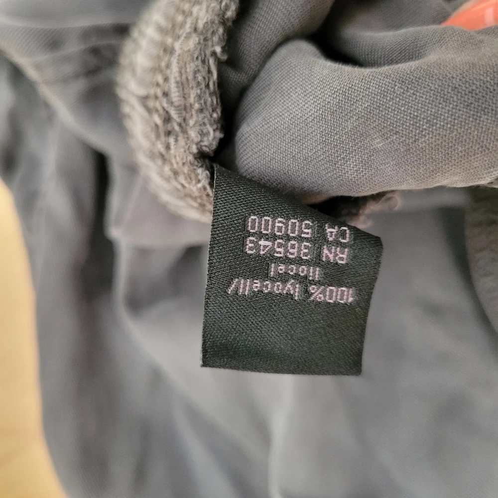 Calvin Klein pull on, drawstring pants - Picture 7 of 7